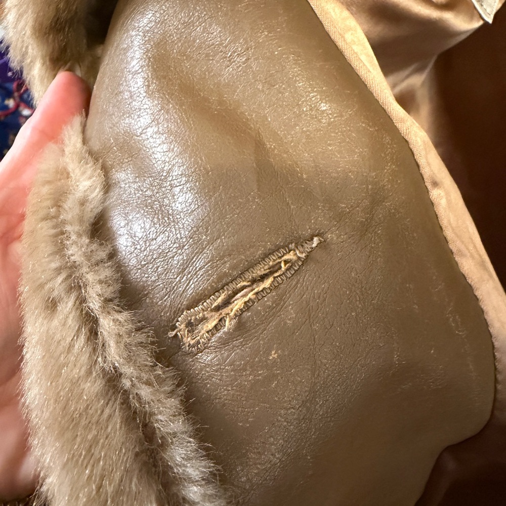 Elegant Tan Teddy Jacket - Picture 6 of 9